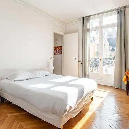 Veeve - Clichy Couture Apartamento