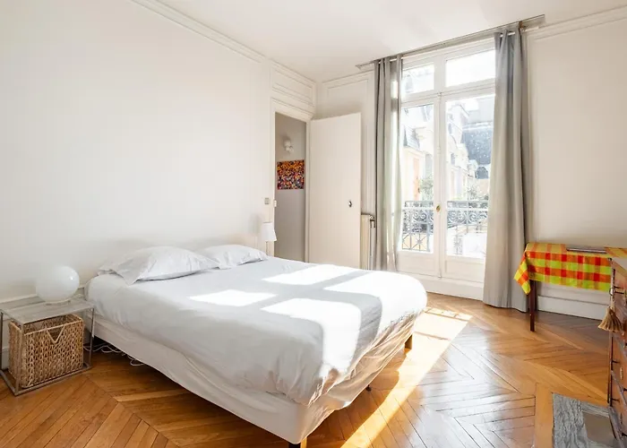 Veeve - Clichy Couture Apartmán